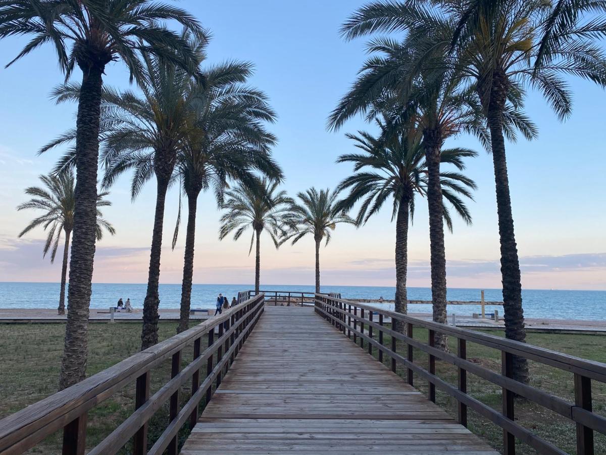 شقة Casa Ibicenca En Benicasim A 3 Minutos De La Playa بينيكاسّين المظهر الخارجي الصورة